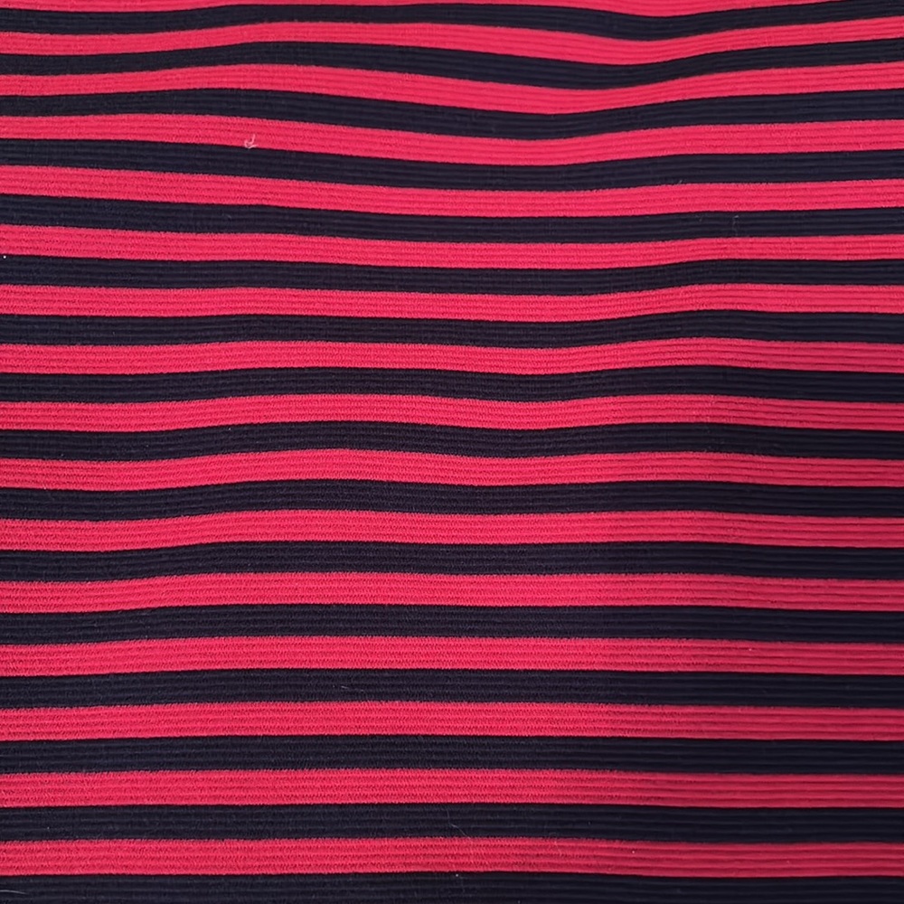 41 Hawthorne Skirt with Exposed Zipper - Picture 2 of 3